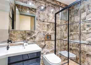 شقة 3 + 1 في حي سيتيلر أنطاليا 