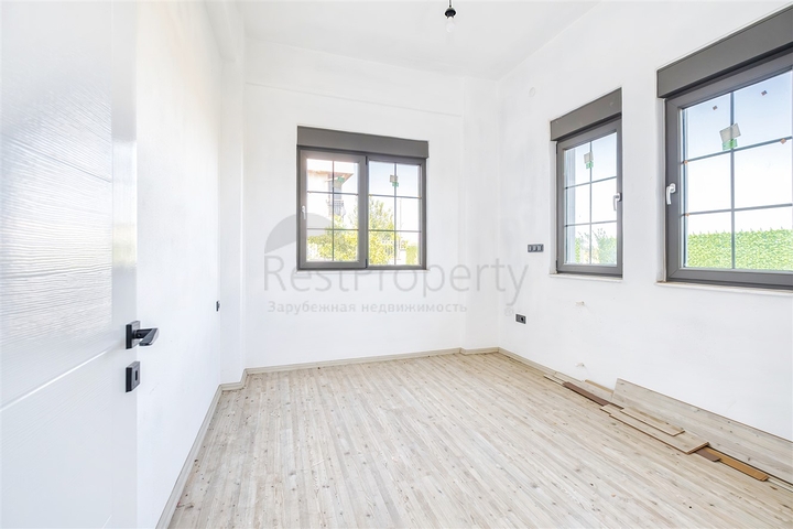 فيلا 5+1 في دوشيمالتي-منطقة أنطاليا 