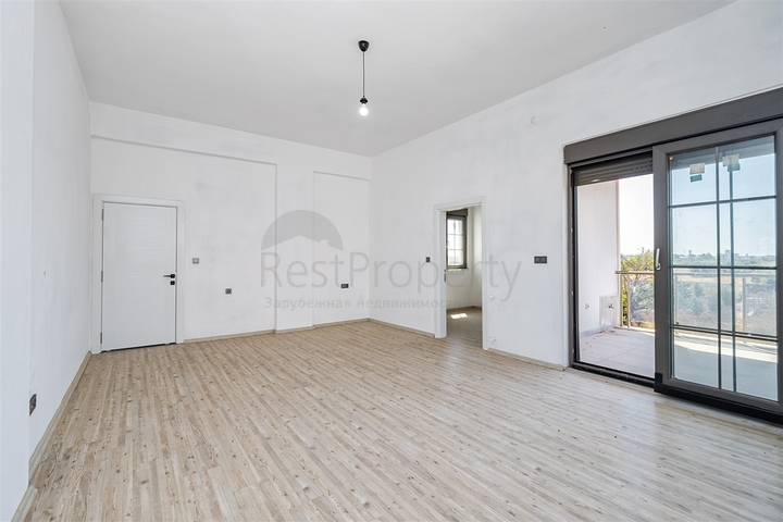 فيلا 5+1 في دوشيمالتي-منطقة أنطاليا 