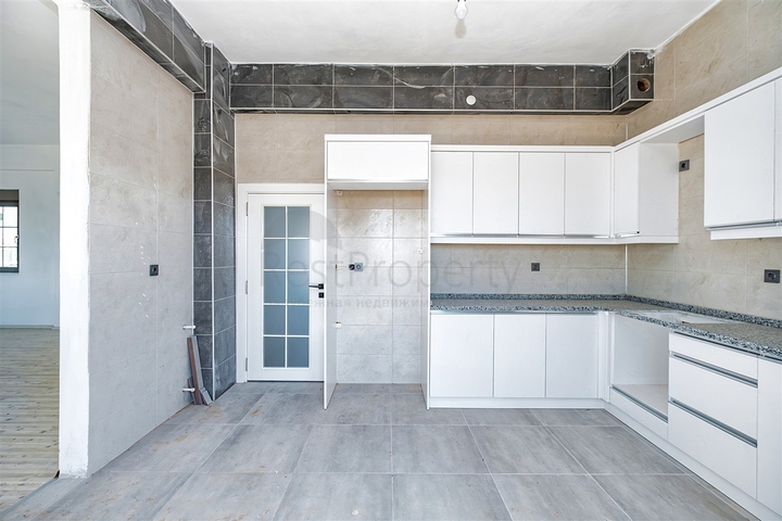 فيلا 5+1 في دوشيمالتي-منطقة أنطاليا 