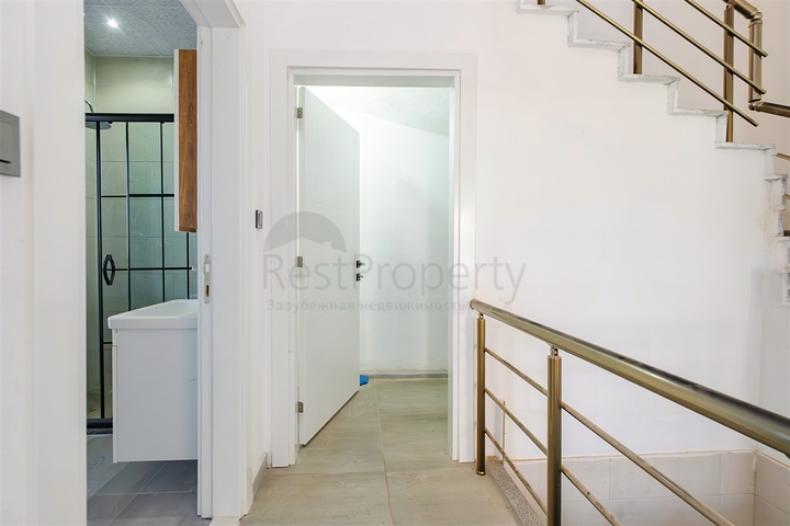 فيلا 5+1 في دوشيمالتي-منطقة أنطاليا 