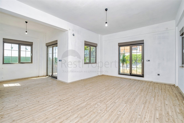 فيلا 5+1 في دوشيمالتي-منطقة أنطاليا 