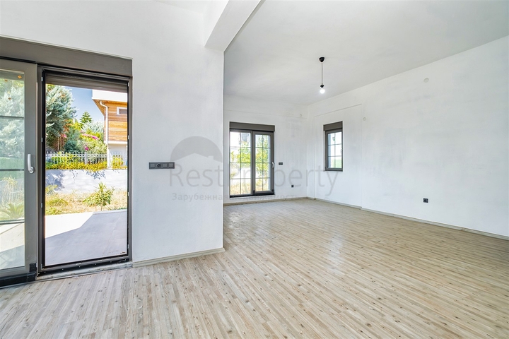 فيلا 5+1 في دوشيمالتي-منطقة أنطاليا 