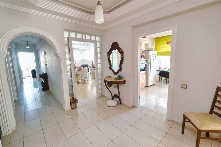 شقة 3+1 في منطقة كاجلايان-أنطاليا 