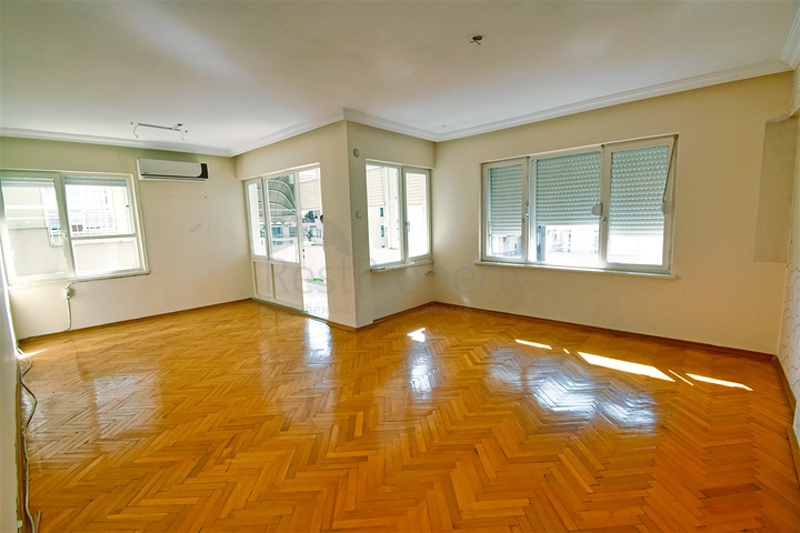 شقة 3+1 في وسط مدينة أنطاليا 