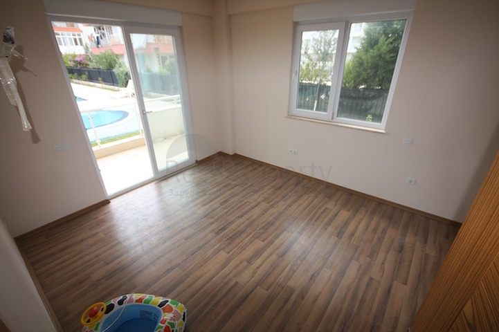 شقق في مجمع جديد كامل التشطيب 2 + 1 في بيليك