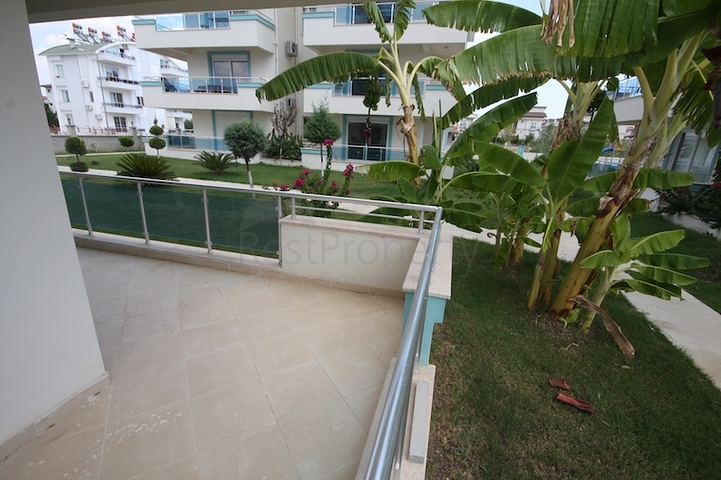 شقق في مجمع جديد كامل التشطيب 2 + 1 في بيليك