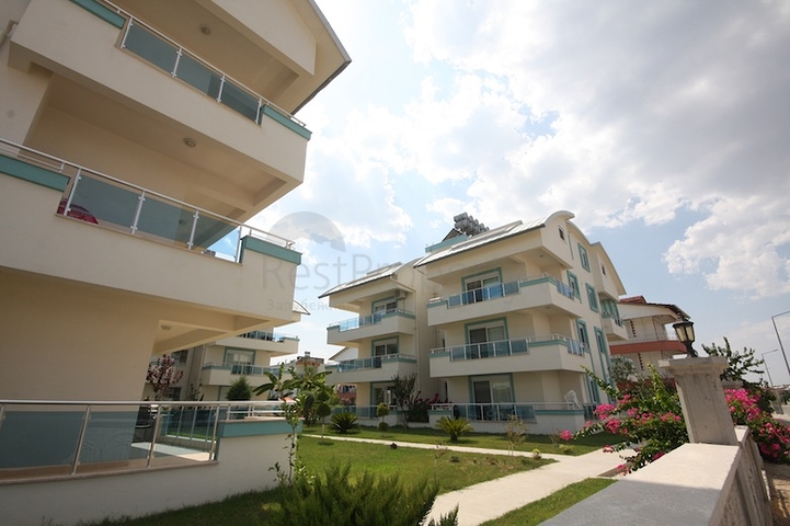 شقق في مجمع جديد كامل التشطيب 2 + 1 في بيليك