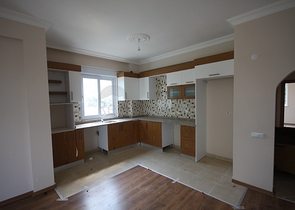 شقق في مجمع جديد كامل التشطيب 2 + 1 في بيليك