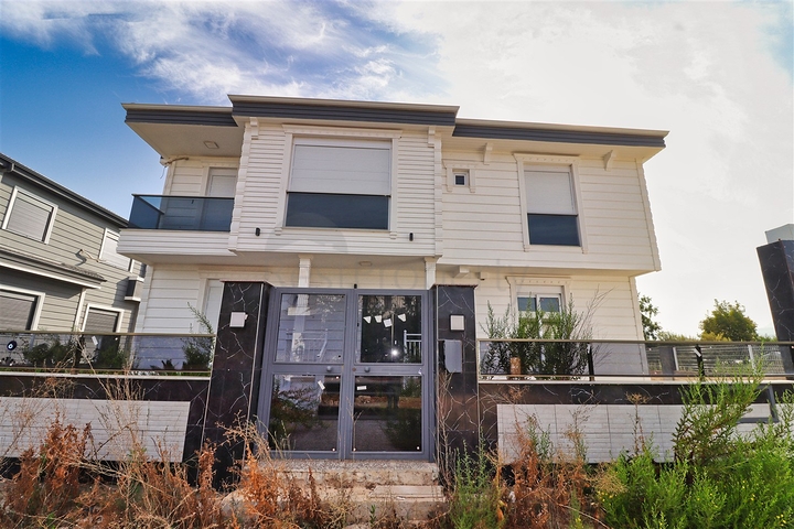 فيلا 5+1 في دوشيمالتي-منطقة أنطاليا 