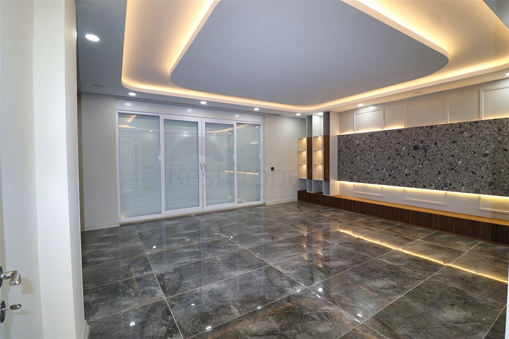 فيلا 5+1 في دوشيمالتي-منطقة أنطاليا 