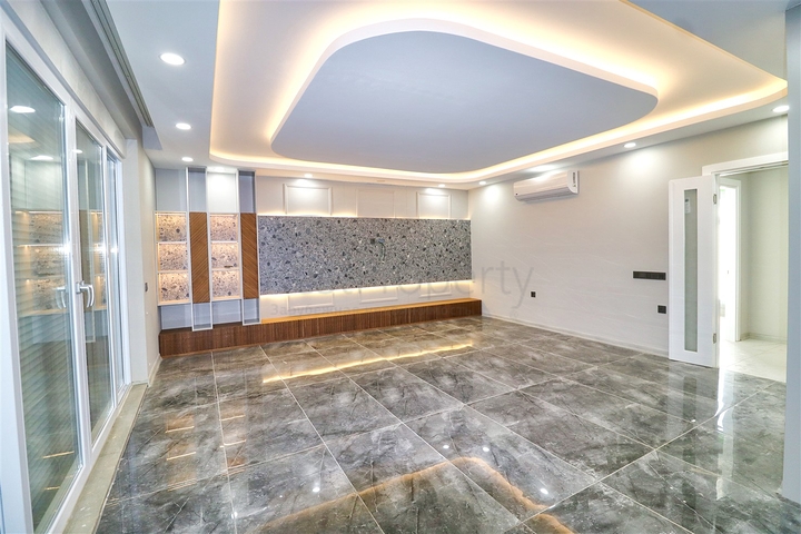 فيلا 5+1 في دوشيمالتي-منطقة أنطاليا 