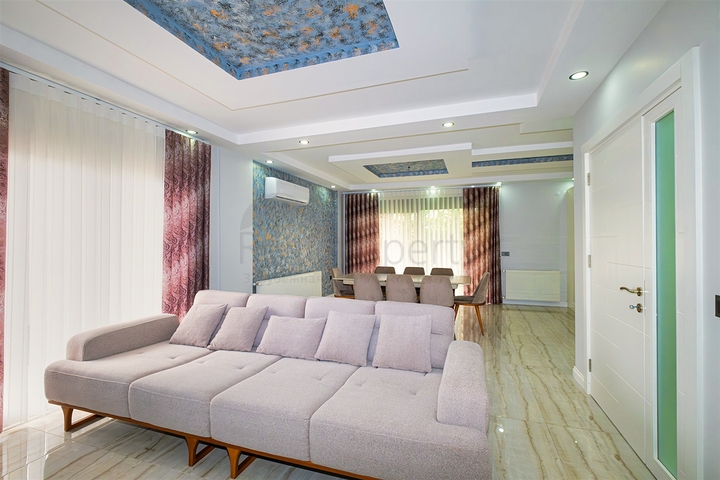 فيلا 5+1 في جوزيلوبا - حي أنطاليا 