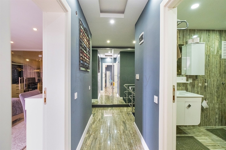 شقة دوبلكس 3 + 1 في ينيغيون - حي أنطاليا 