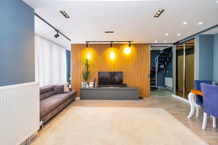 شقة دوبلكس 3 + 1 في ينيغيون - حي أنطاليا 