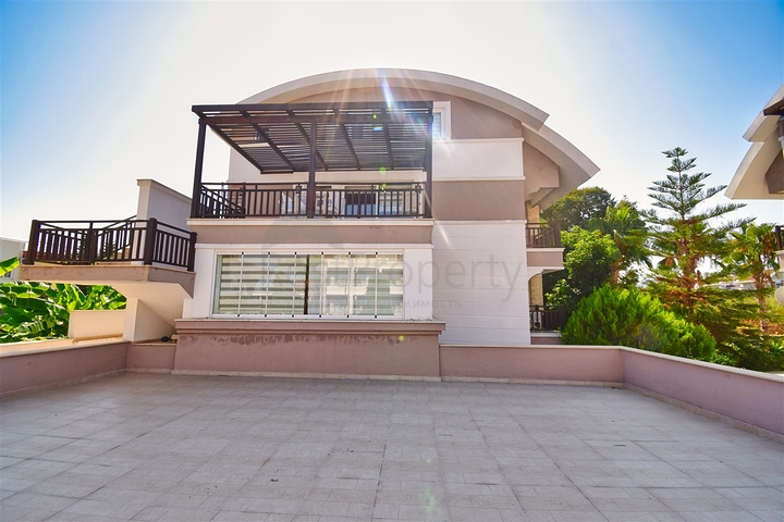 شقة 3+1 في كيمير-منطقة أنطاليا 