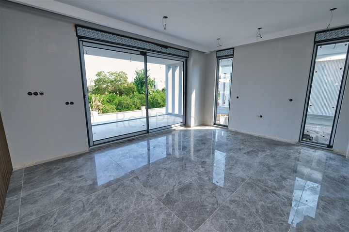 فيلا 3+1 في كيمير-منطقة أنطاليا 