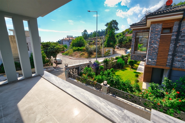 فيلا 3+1 في كيمير-منطقة أنطاليا 