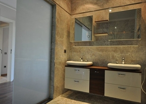 فيلات الرفاهية في مدينة ألانيا بالقرب من القلعة 