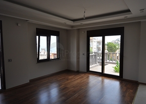 فيلات الرفاهية في مدينة ألانيا بالقرب من القلعة 