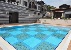 فيلات الرفاهية في مدينة ألانيا بالقرب من القلعة 