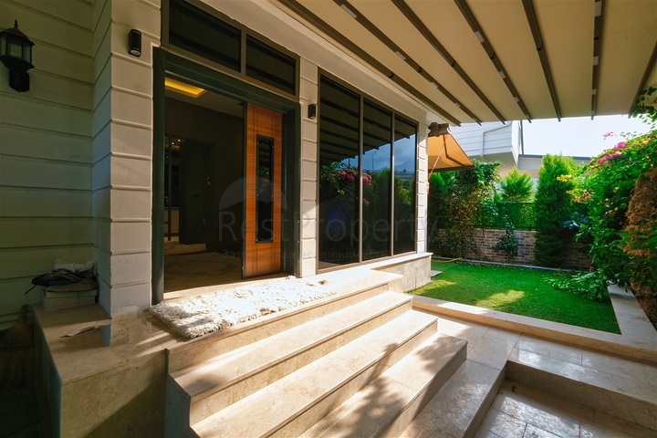 فيلا 3+2 في كيمير-منطقة أنطاليا 