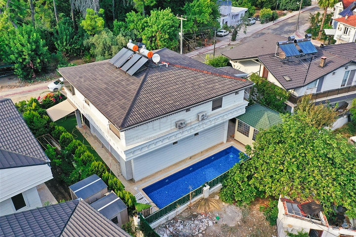 فيلا 3+2 في كيمير-منطقة أنطاليا 