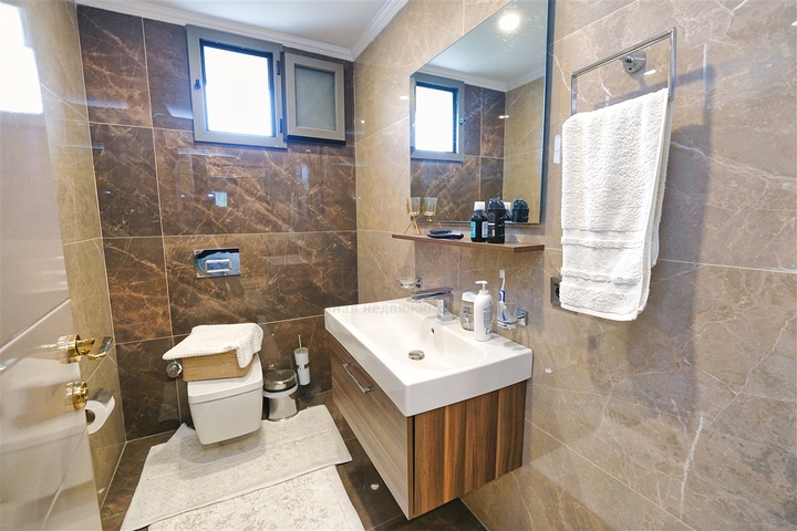 فيلا 3+2 في كيمير-منطقة أنطاليا 