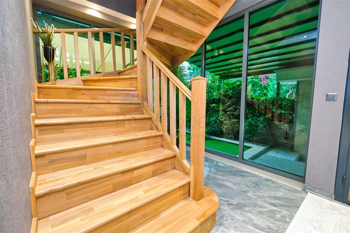 فيلا 3+2 في كيمير-منطقة أنطاليا 