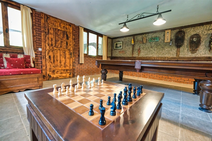 فيلا 6+1 في كيمير-منطقة أنطاليا 