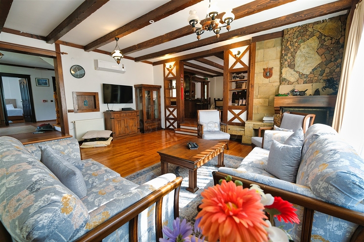 فيلا 6+1 في كيمير-منطقة أنطاليا 