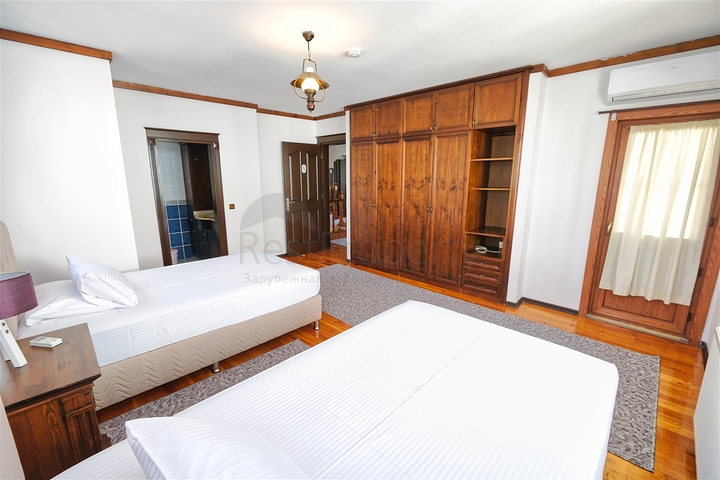 فيلا 6+1 في كيمير-منطقة أنطاليا 