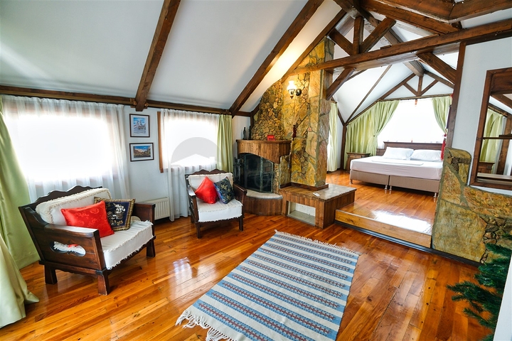 فيلا 6+1 في كيمير-منطقة أنطاليا 