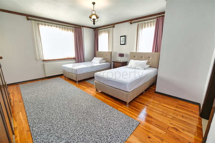 فيلا 6+1 في كيمير-منطقة أنطاليا 