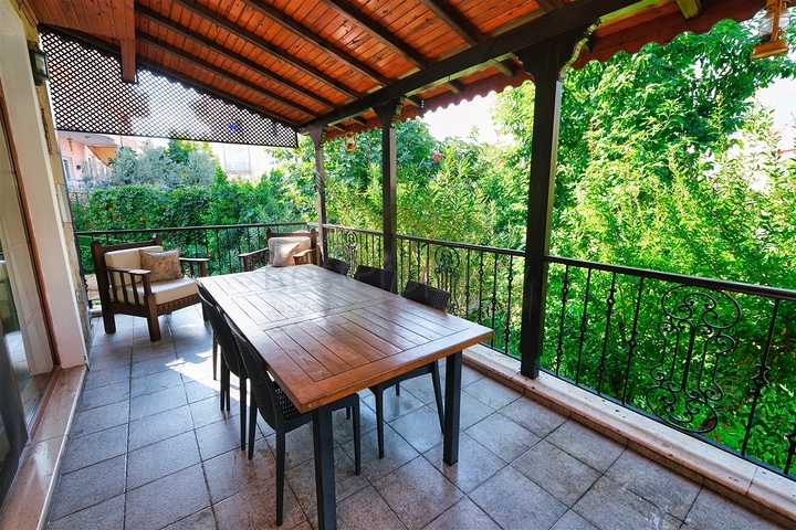 فيلا 6+1 في كيمير-منطقة أنطاليا 