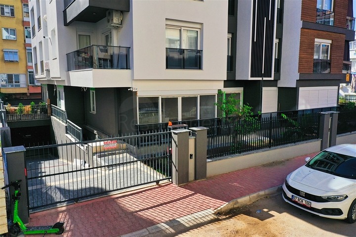 شقق دوبلكس 2+1 و 4+1 و 5+1 في حي سنان - أنطاليا 