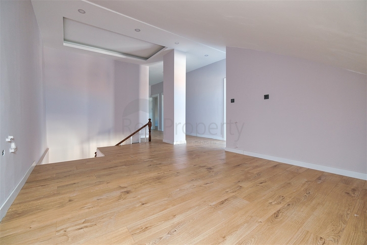 شقق دوبلكس 2+1 و 4+1 و 5+1 في حي سنان - أنطاليا 