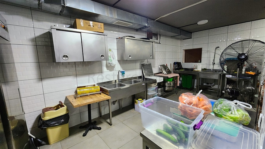 فندق من 57 غرفة في منطقة كيبيز-أنطاليا للبيع. 