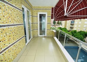 شقة 4 + 1 في حي سيتيلر أنطاليا 