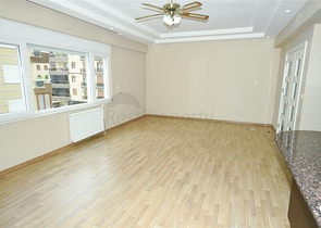 شقة 4 + 1 في حي سيتيلر أنطاليا 