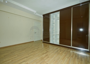 شقة 4 + 1 في حي سيتيلر أنطاليا 