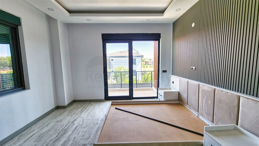 فيلا 4+1 في دوشيمالتي-منطقة أنطاليا 