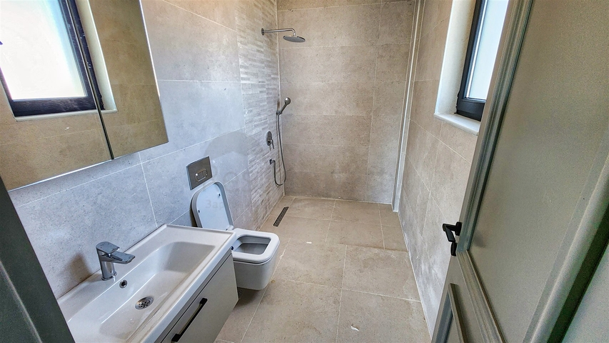 فيلا 4+1 في دوشيمالتي-منطقة أنطاليا 