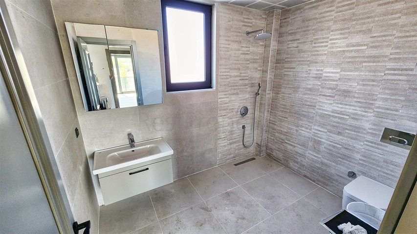 فيلا 4+1 في دوشيمالتي-منطقة أنطاليا 