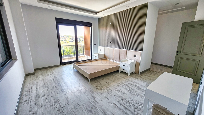 فيلا 4+1 في دوشيمالتي-منطقة أنطاليا 