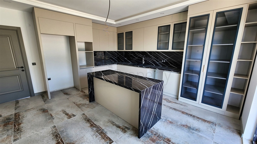 فيلا 4+1 في دوشيمالتي-منطقة أنطاليا 