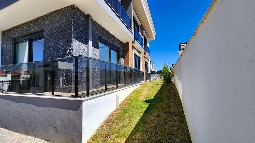 فيلا 4+1 في دوشيمالتي-منطقة أنطاليا 