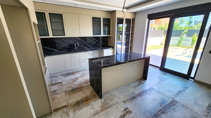 فيلا 4+1 في دوشيمالتي-منطقة أنطاليا 