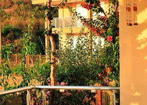 شقق و بنتهاوس بإطلالات بانورامية ساحرة على البحر في منطقة كارجي جاك من ألانيا