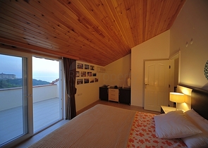 شقق و بنتهاوس بإطلالات بانورامية ساحرة على البحر في منطقة كارجي جاك من ألانيا